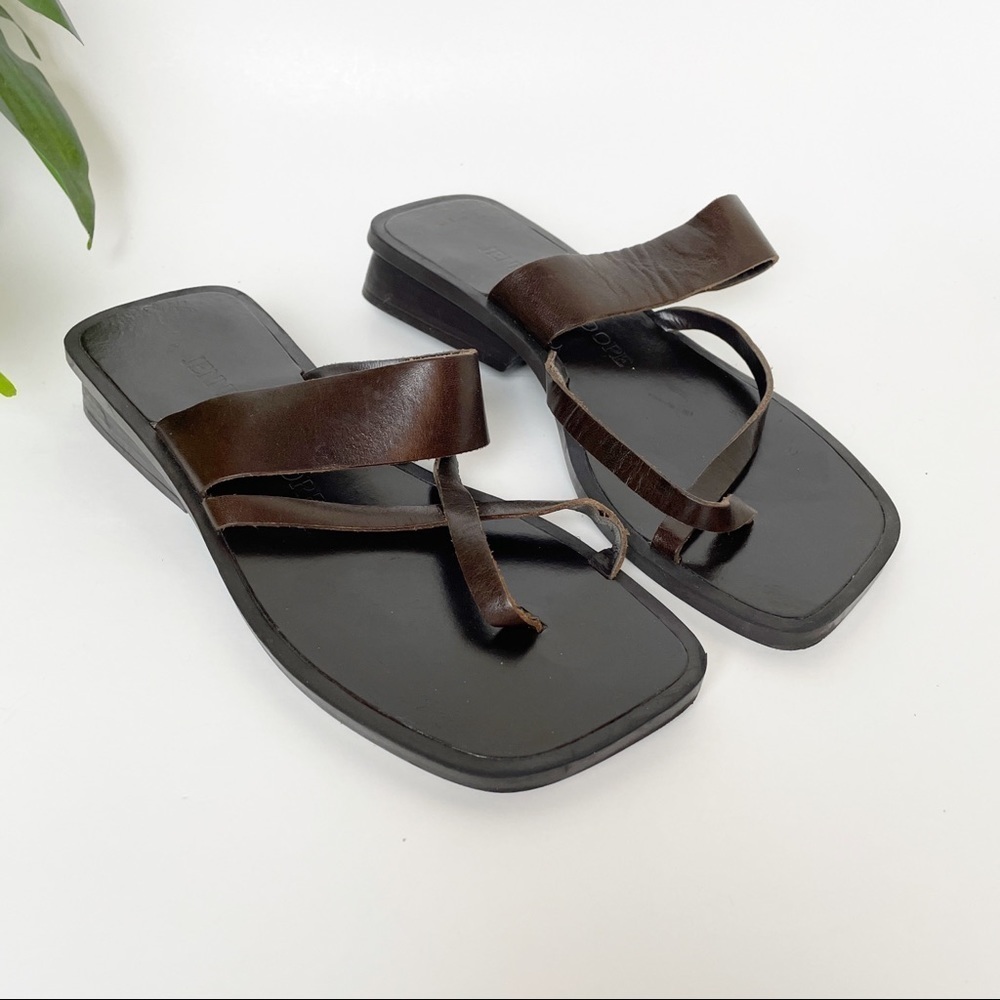 Jennifer Moore 'Winslet' Brown Leather Slip-on Sandals 5M